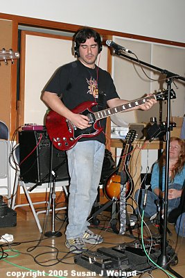 nm0297a.jpg (66635 bytes)