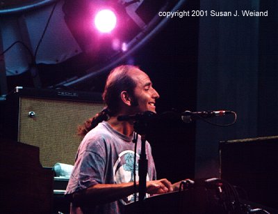 rob1.jpg (41775 bytes)