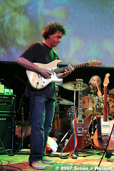 zero0367.jpg (55228 bytes)